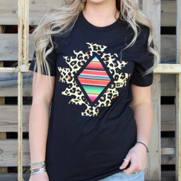 Rowdy Crowd Aztec Leopard print black basic tee size M - Picture 1 of 3